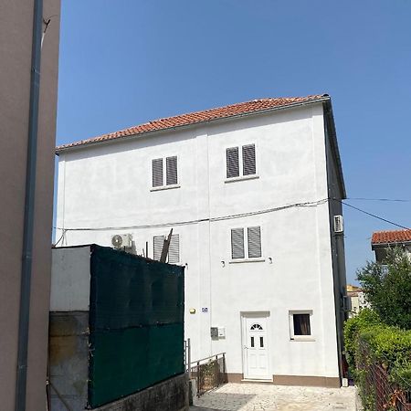 Apartman 4 Kilometar To City Centar Split Exteriör bild