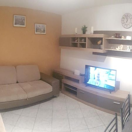 Apartman 4 Kilometar To City Centar Split Exteriör bild